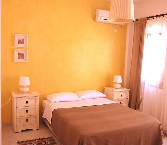 Ariston Livadi (Serifos)