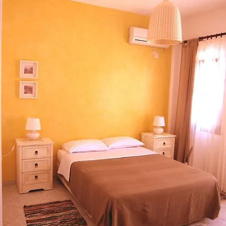 Ariston Livadi (Serifos)